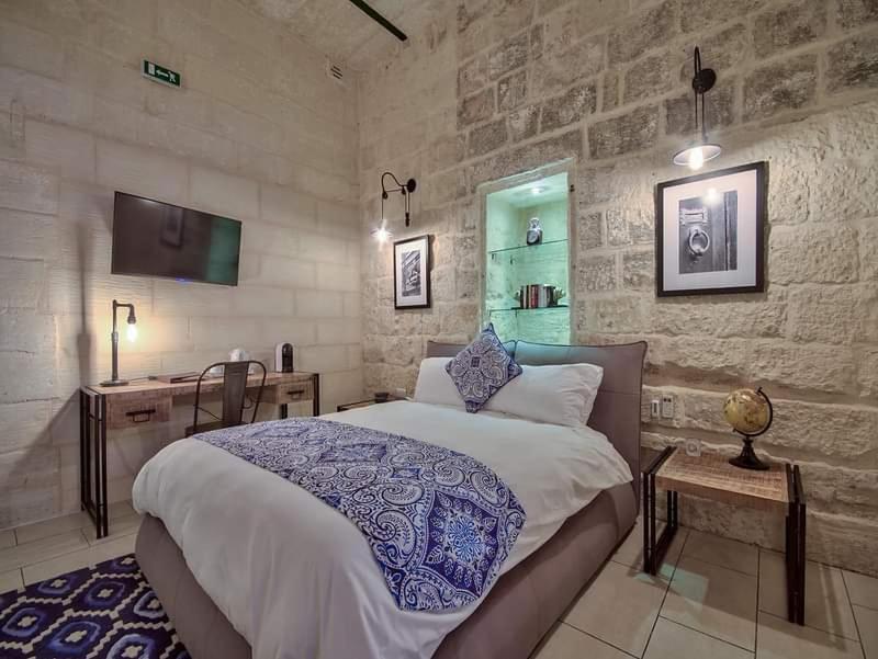 Отель Julesy'S Bnb Cospicua Экстерьер фото
